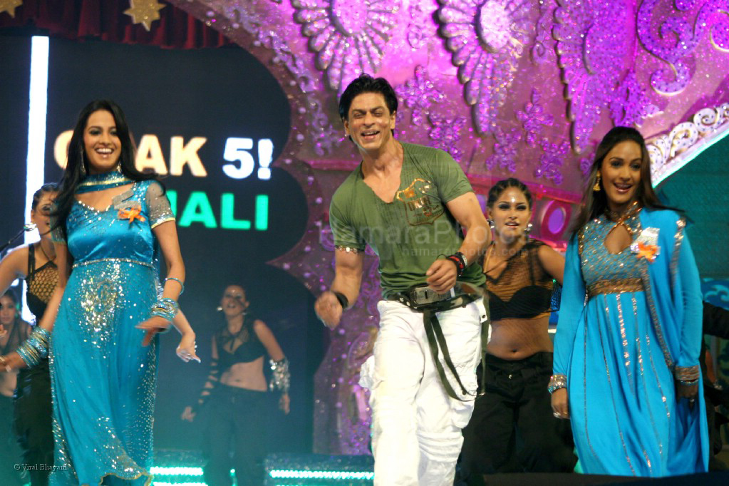 Shahrukh Khan  at Balaji Awards 