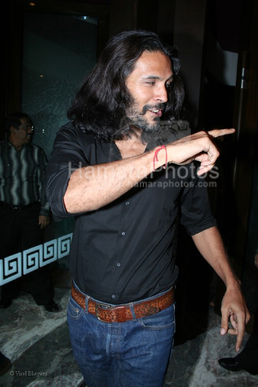 Milind Soman at the Bhram film bash hosted by Nari Hira of Magna in Khar on 2nd March 2008