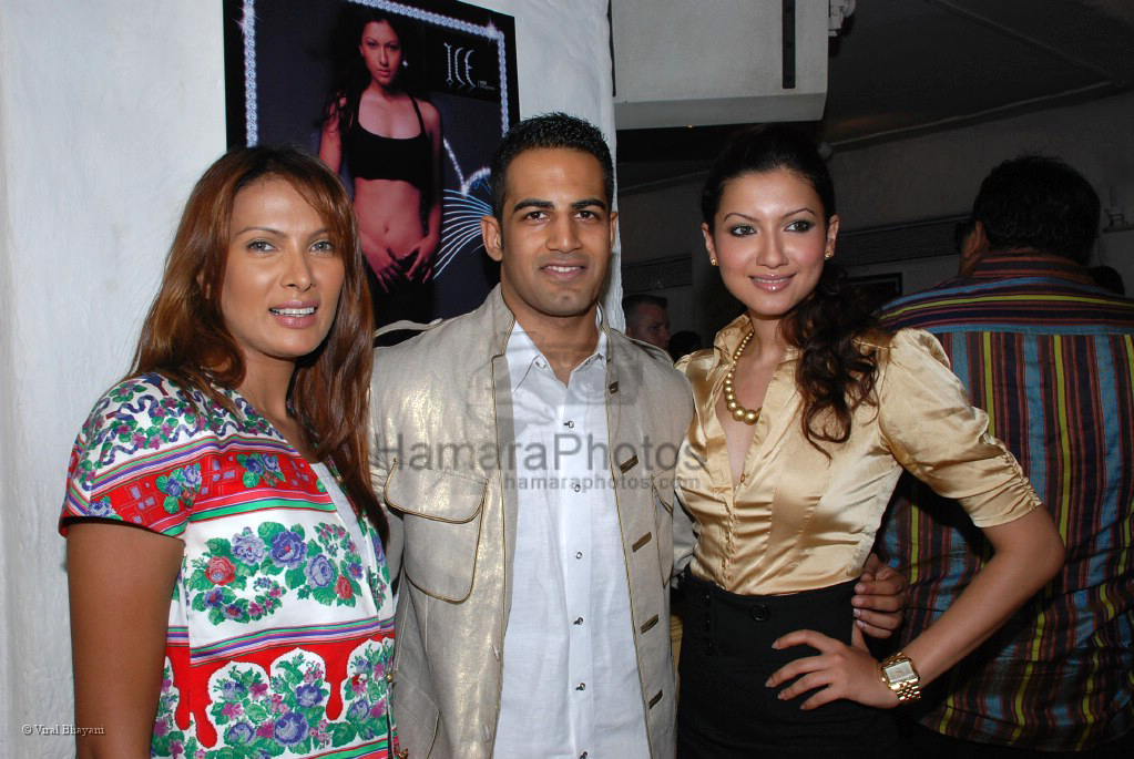 Viveka babajee with Upen Patel and Gauhar Khan at the launch of Ice model management with a brunch in association with Peroni in Olive on 2nd march 2008