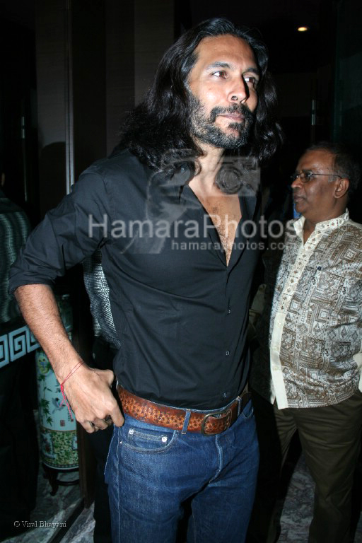 Milind Soman at the Bhram film bash hosted by Nari Hira of Magna in Khar on 2nd March 2008