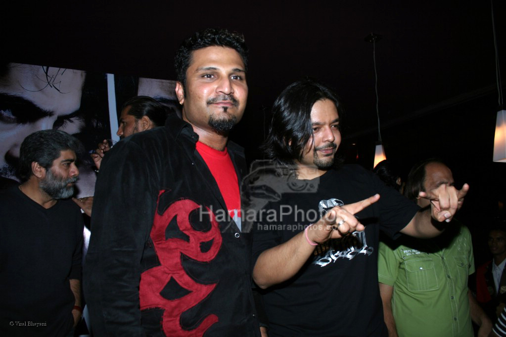 Siddharth and Suhaas at the Bhram film bash hosted by Nari Hira of Magna in Khar on 2nd March 2008