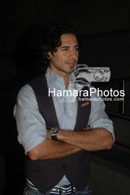 Dino Morea at The Don premiere in Cinemax on March 5th 2008