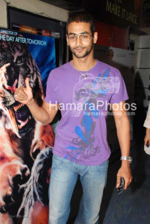 Shyan Munshi at 10,000 BC premiere in Fame, Andheri on March 5th 2008