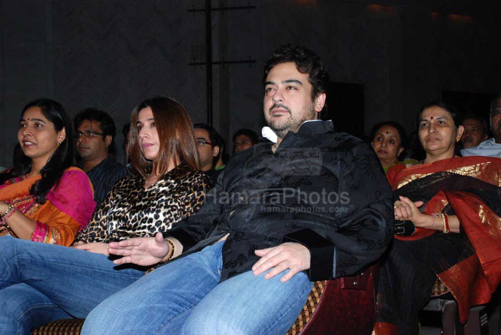 Adnan Sami at fund raise event for poor musicians at the Nehru Centre on March 7th, 2008 