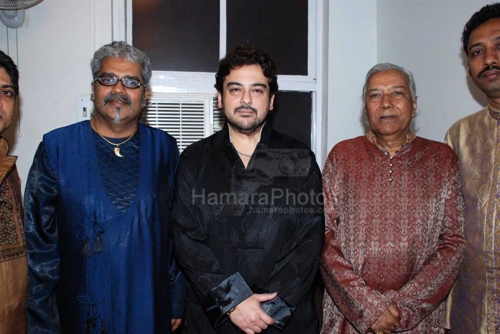 Hariharan, Adnan Sami, Ghulam Mustafa Khan at fund raise event for poor musicians at the Nehru Centre on March 7th, 2008 