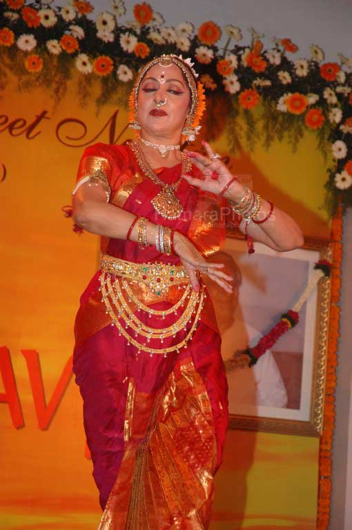 Hema Malini at  her performance at Vasatotsav in Ajivasan Hall, Juhu, Mumbai on March 7, 2008 