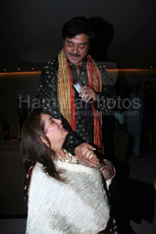 Poonam Sinha,Shatrugun Sinha at Women's day event at Ultimate Club in D Ultimate Club on March 8th 2008