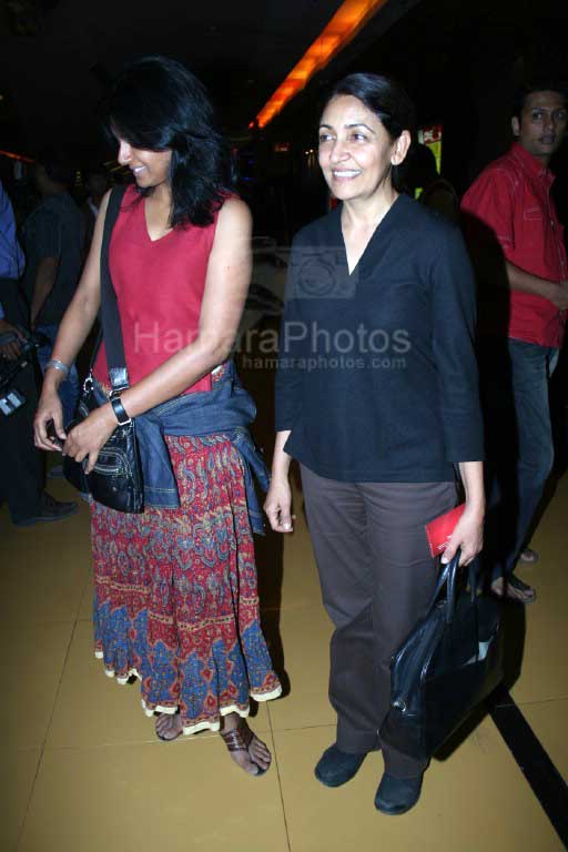 Nandita Das, Deepti Naval at Valu in Cinemax on March 8th 2008