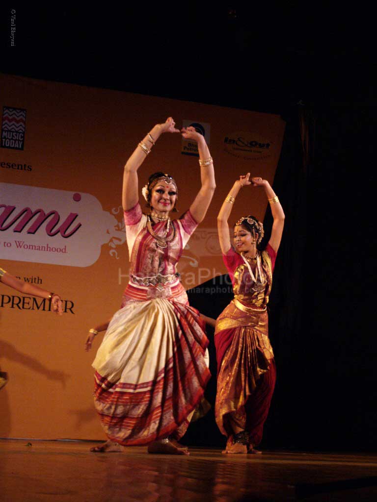 Shobana at Yami women achiver's awards and concert in Shanmukhandand Hall on March 7th 2008 