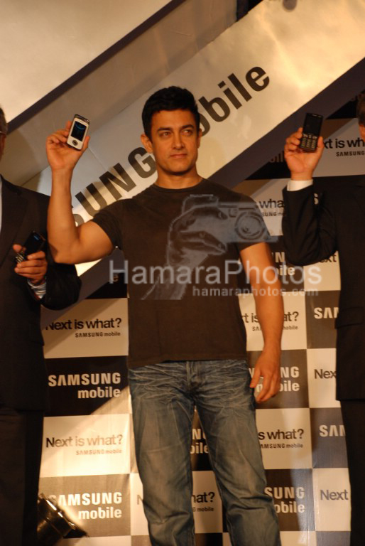 Aamir Khan announced as the brand ambassador of Samsung Mobile in  Hilton on March 12th 2008