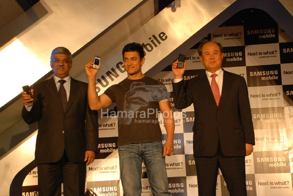 Aamir Khan announced as the brand ambassador of Samsung Mobile in  Hilton on March 12th 2008