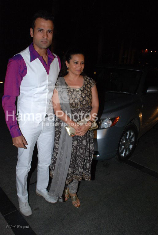 Rohit Roy with Manasi  at Parvin Dabas and Preeti Jhangiani wedding reception in Hyatt Regency on March 23rd 2008