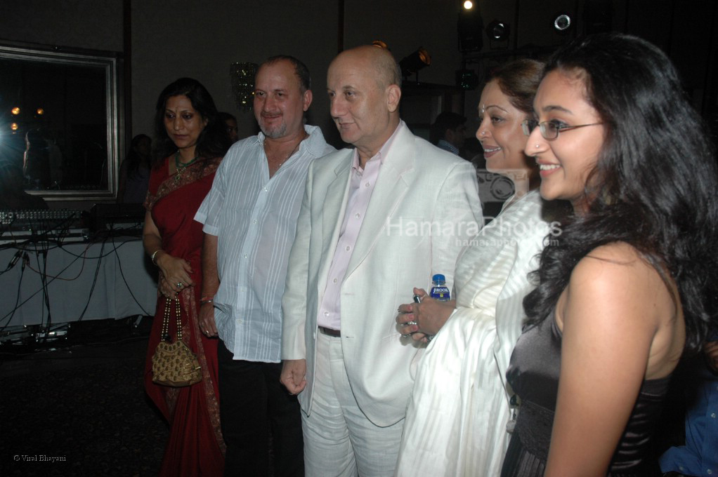 Anupam Kher  with brother Raju Kher and family at the Summer 2007 first look in The Club on March 25th 2008