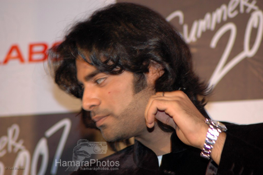 Sikander Kher at the Summer 2007 first look in The Club on March 25th 2008