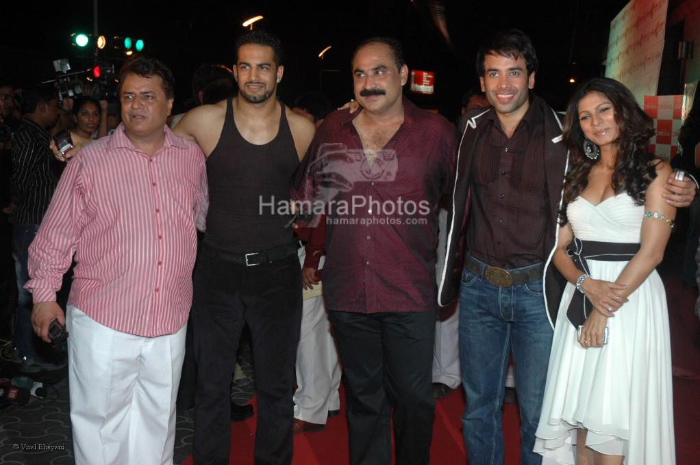 Kumar Mangat, Upen Patel, Ashwini Dheer, Tusshar Kapoor and Tanisha at One Two Three Premiere in Cinemax on March 26th 2008