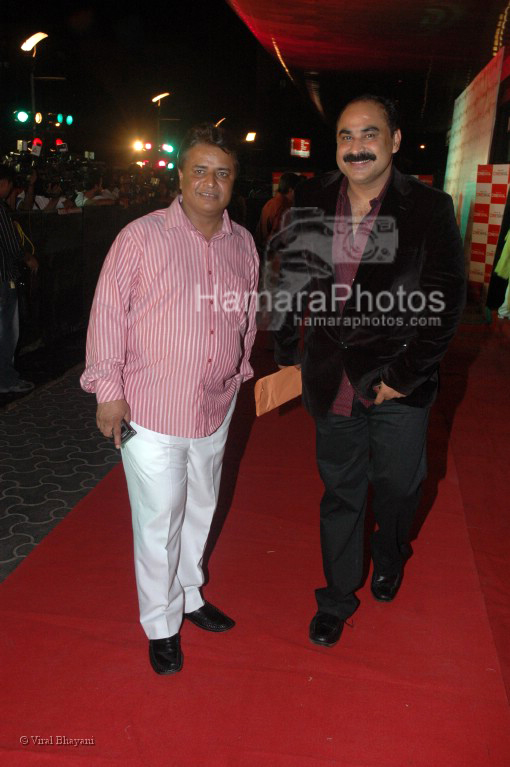 Kumar Mangat and Ashwini Dheer at One Two Three Premiere in Cinemax on March 26th 2008