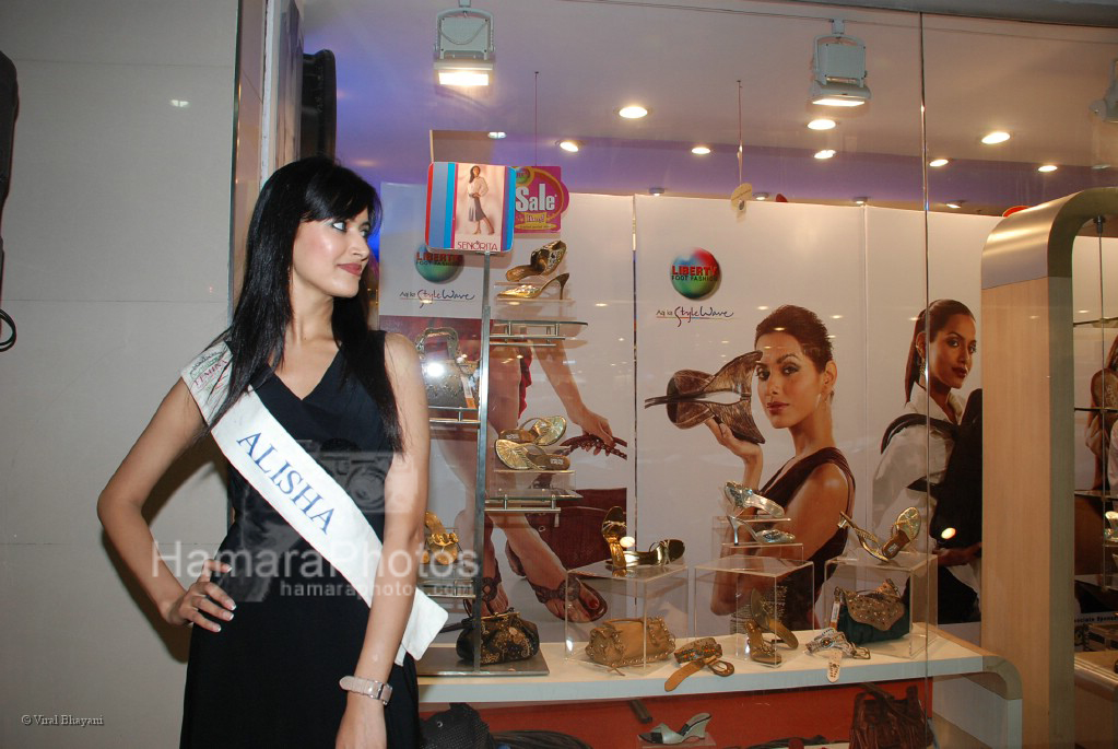 Femina Miss India contestants promote Liberty footwear in Inorbit Mall on March 27th 2008