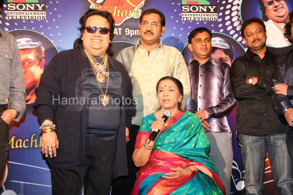 Babul Suprio,Asha Bhosle,Bappi Lahiri,Sudesh Bhonsle at K for Kishore on Sony Entertainment Television in Mumbai on March 28th 2008