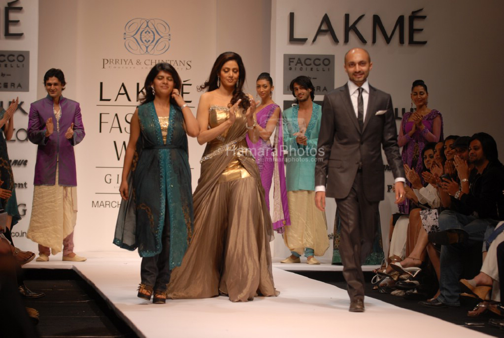 Sridevi walks on the ramp for Priya and Chintan Show in Lakme Fashion week on April 2nd 2008
