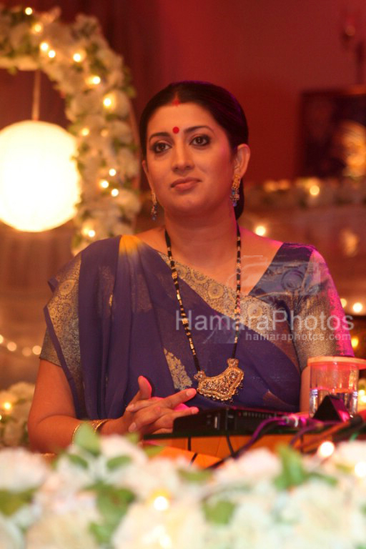 Smriti Irani returns to Kyunki Saas Bhi Kabhi Bahu Thi in Sankraman on April 2nd 2008