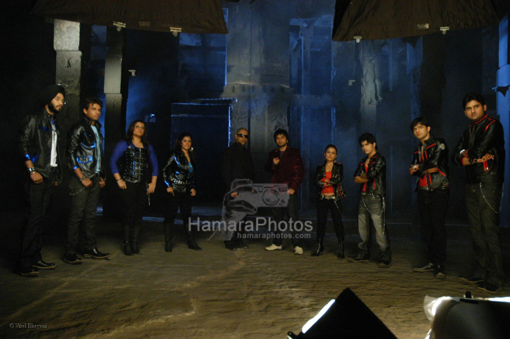 Ujjaini,Rooprekha,  Vishal,Shekhar,  Neha  Kakkar, Vineet at Jo Jeeta Wohi Superstar in ITC Parel  on April 4th 2008
