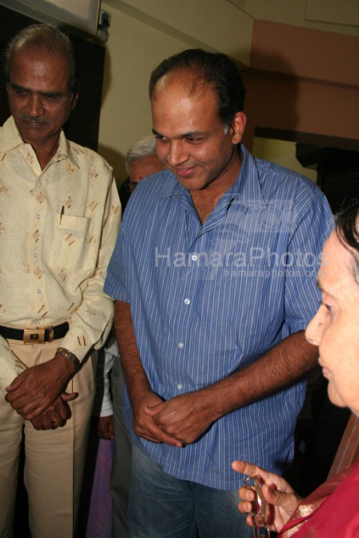 Ashutosh Gowariker at Special screening of Jodhaa Akbar in  Famous Studio on April 4th 2008