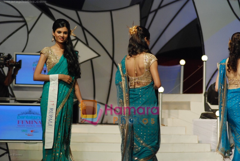 at Femina Miss India Finals in Andheri Sports Complex on April 5th 2008
