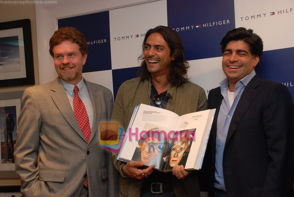 Arjun Rampal at the launch of Iconic America book of Tommy Hilfiger in Tommy Hilfiger store, Churchgate on April 11th 2008 