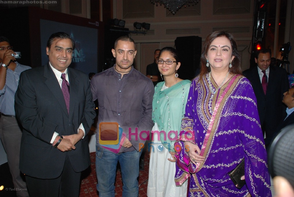 Neeta Ambani, Kiran Rao, Mukesh Ambani,Aamir Khan at CNN IBN Real Heroes Awards in Hilton Towers on April 14th 2008 