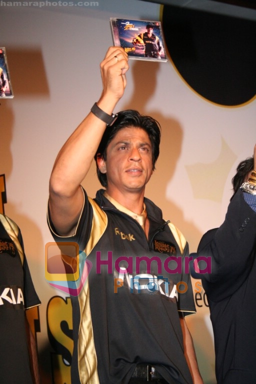 Shahrukh Khan at music launch of Nokia 2 Hot 2 Cool for Kolkata Knight Riders in Taj Land;s End on April 16th 2008 