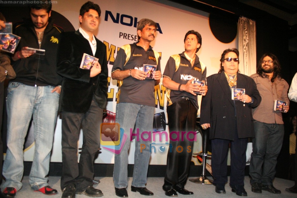 Shah Rukh Khan, Bappi Lahiri, Pritam Chakraborty at music launch of Nokia 2 Hot 2 Cool for Kolkata Knight Riders in Taj Land;s End on April 16th 2008 
