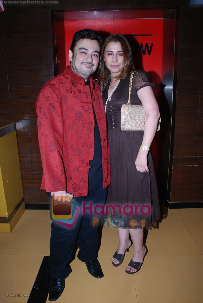 Adnan Sami with wife Safa Galadhari at Hope Little Sugar premiere in  Cinemax on April 17th 2008 