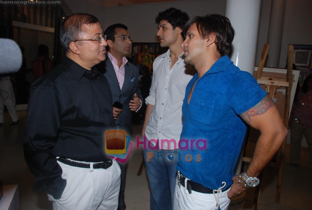 at Yash Birla's art gallery Articulate's anniversary bash on April 22nd 2008 