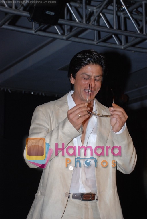 Shahrukh Khan ties up with Shopper Stop for their new campaign - _Start Something new_ in ITC Grand Maratha on April 23rd 2008 