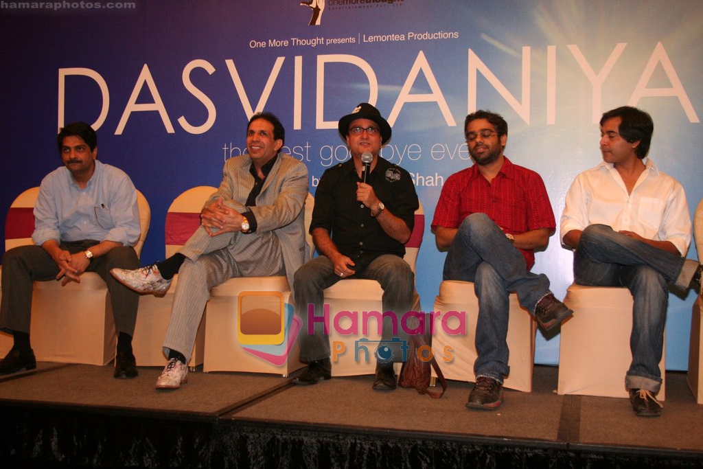 Vinay Pathak at Dasvidaniya Press meet in JW Marriott on April 30th 2008