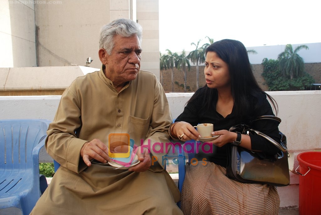 Om Puri at Varun maira's exhibition on Ladakh in NCPA on May 2nd 2008