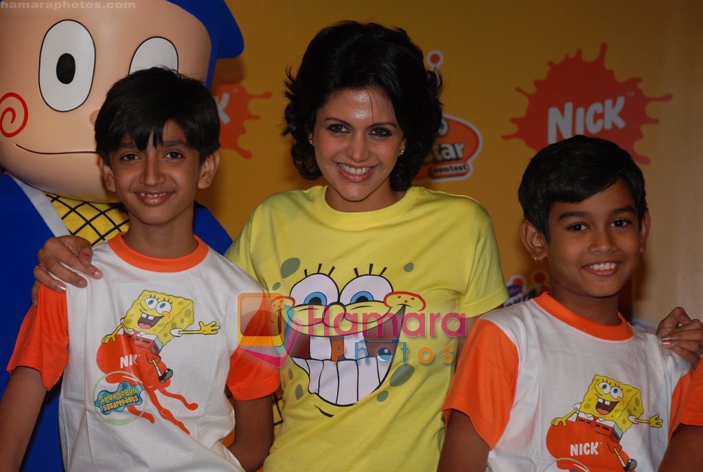 Mandira Bedi with Nick Fundoo star in  MTV office on May 6th 2008