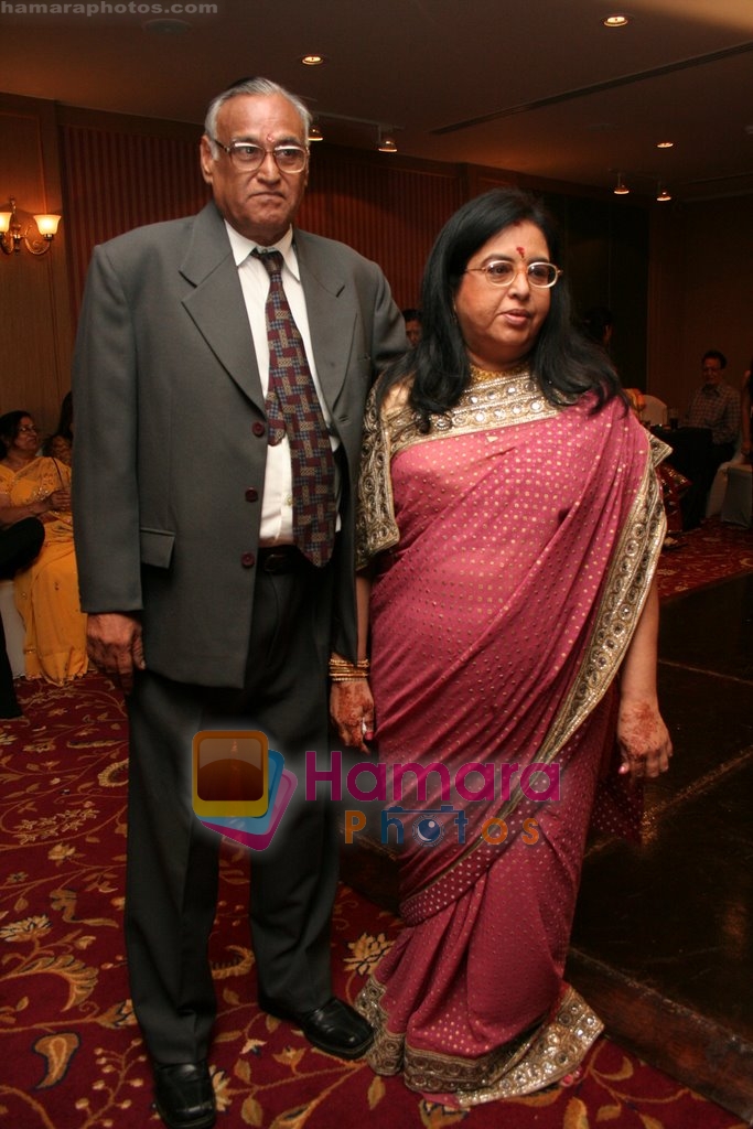 Vandana's parents at Vandana Sajnani and Rajesh Khattar's wedding reception in BJN Hall on May 5th 2008