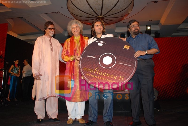 Amitabh Bachchan, Pandit Shiv kumar sharma, Rahul Sharma at the Launch of Rahul Sharma and Richard Clayderman's new album 'Confluence II_ on May 12th 2008