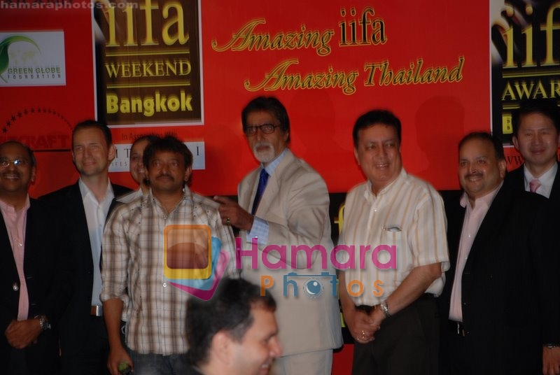 Amitabh Bachchan, Ram Gopal Verma at the International Indian Film Academy (IIFA) event on May 22nd 2008 