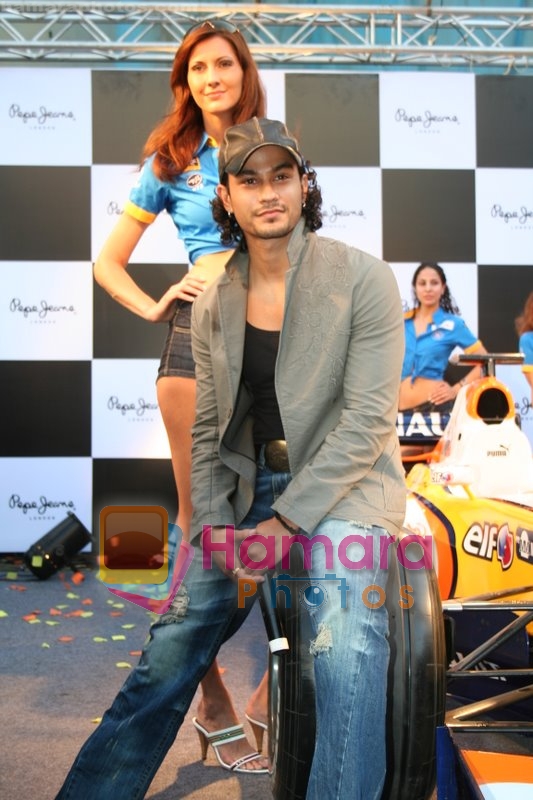 Kunal Khemu promotes Pepe Jeans at F1 event in Phoenix Mills on May 24th 2008 