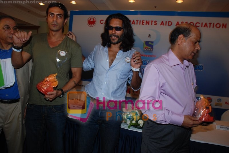 Milind Soman, Arjun Rampal at quit smoking event in CPAA, Taj Land's End on May 24th 2008 