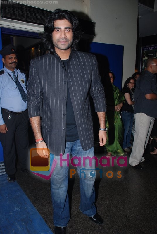 Sikander Kher at Woodstock Villa premiere in Fame on May 29th 2008