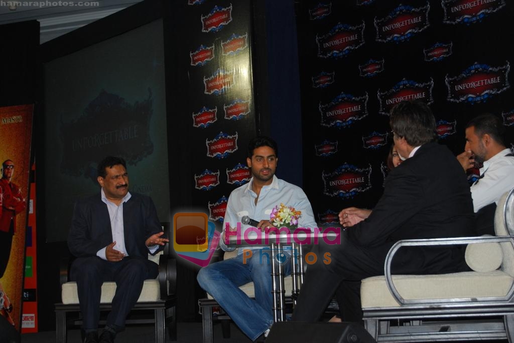 Abhishek Bachchan, Akshay Kumar at The Unforgettable Tour Press Meet at IIFA
