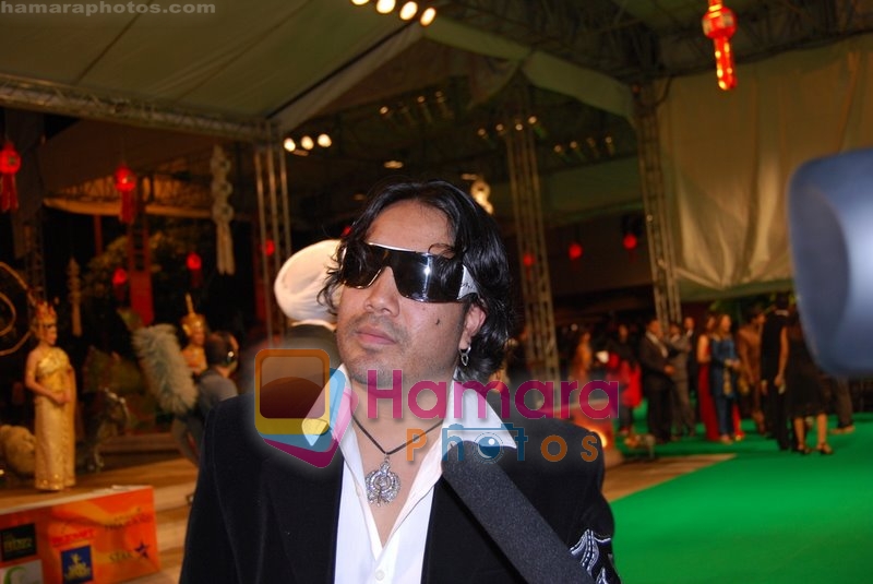 Mika Singh at the IIFA Awards Green Carpet on 9th June 2008