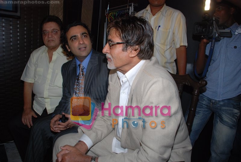 Saahil Chadha, Amitabh Bachchan at the music Launch of Thodi Life Thoda Magic in China House on 11th June 2008