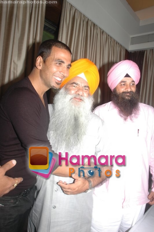 Akshay Kumar at SINGH IS KINNG press conference at Sun N Sand on June 13th 2008 