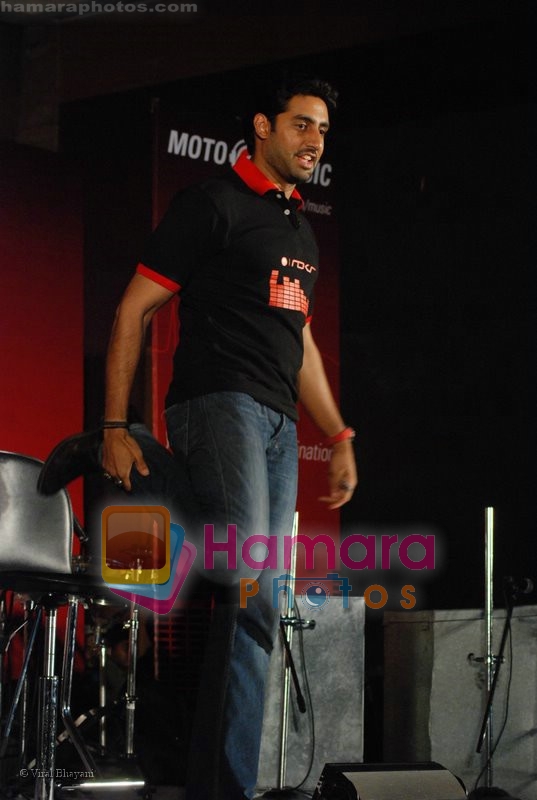 Abhishek Bachchan at the launch of Motorola's Motorokr in Grand Hyatt on 17th June 2008