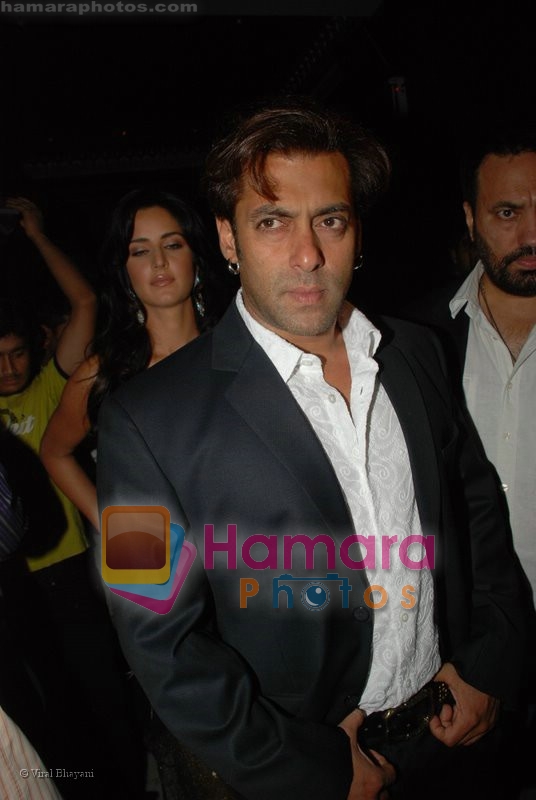 Salman Khan at the music launch of Singh is King in Enigma on June 26th 2008