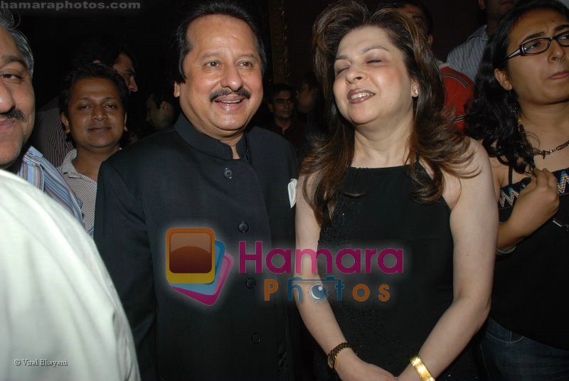 Pankaj Udhas at the music launch of Singh is King in Enigma on June 26th 2008